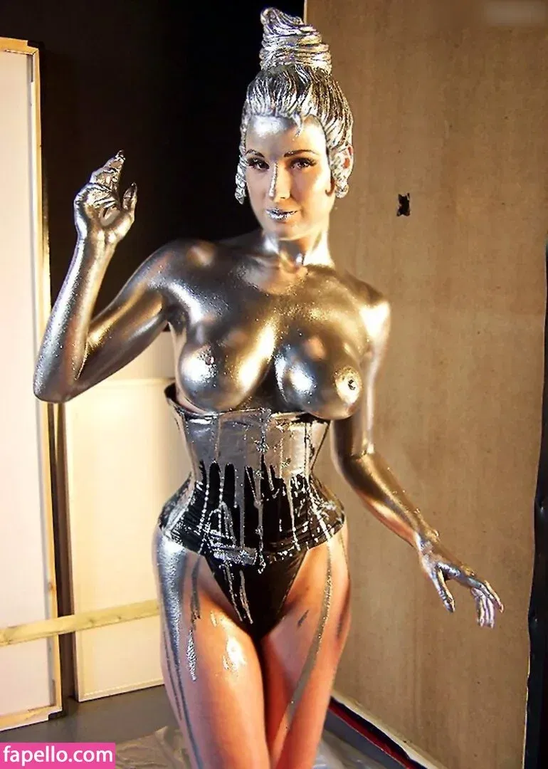 Dita Von Teese / Ditavonteese Onlyfans Photo Gallery 