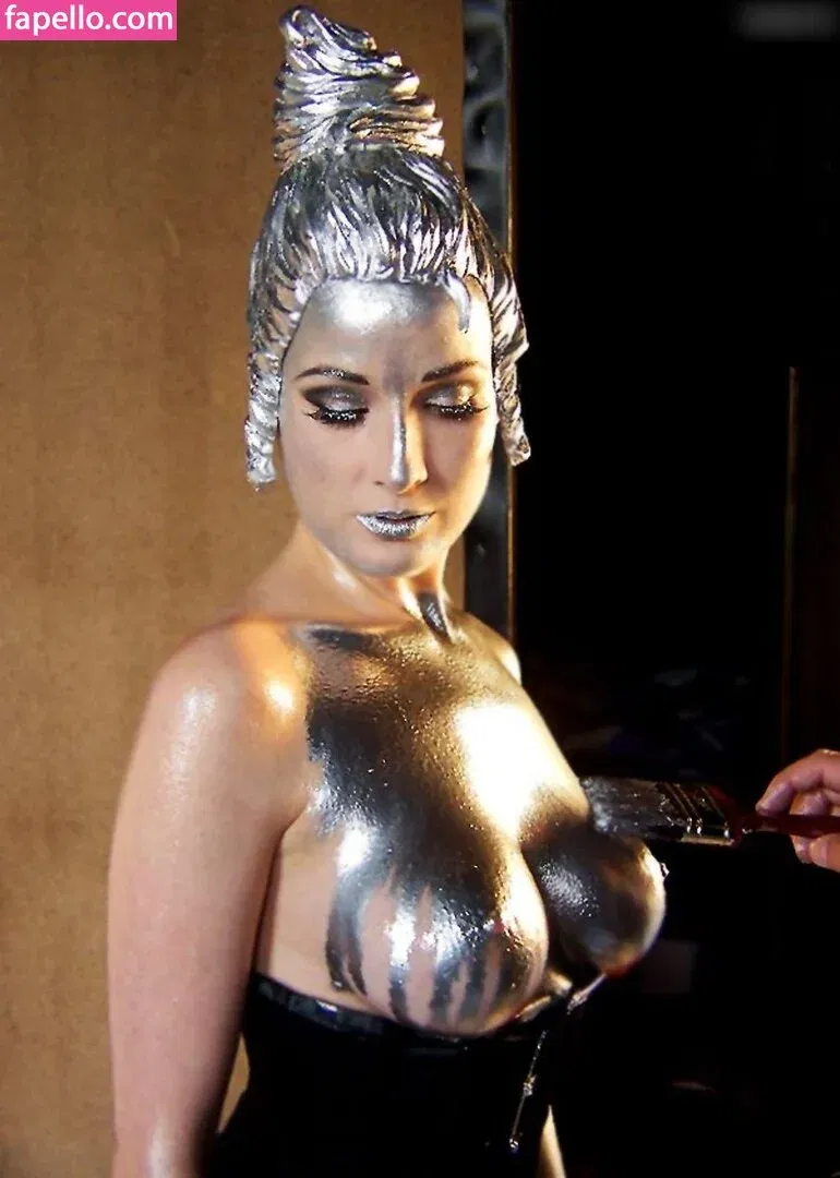 Dita Von Teese / Ditavonteese Onlyfans Photo Gallery 