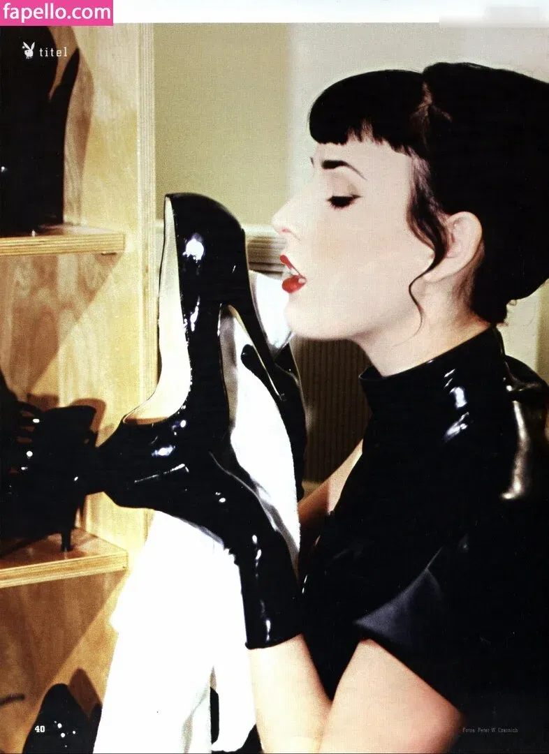 Dita Von Teese / Ditavonteese Onlyfans Photo Gallery 