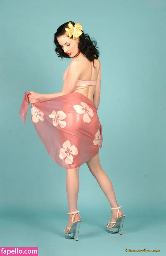 Dita Von Teese / Ditavonteese Onlyfans Photo Gallery 