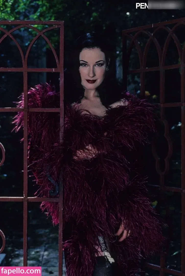 Dita Von Teese / Ditavonteese Onlyfans Photo Gallery 
