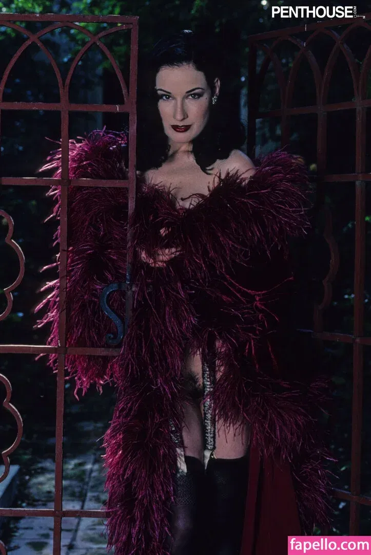 Dita Von Teese / Ditavonteese Onlyfans Photo Gallery 