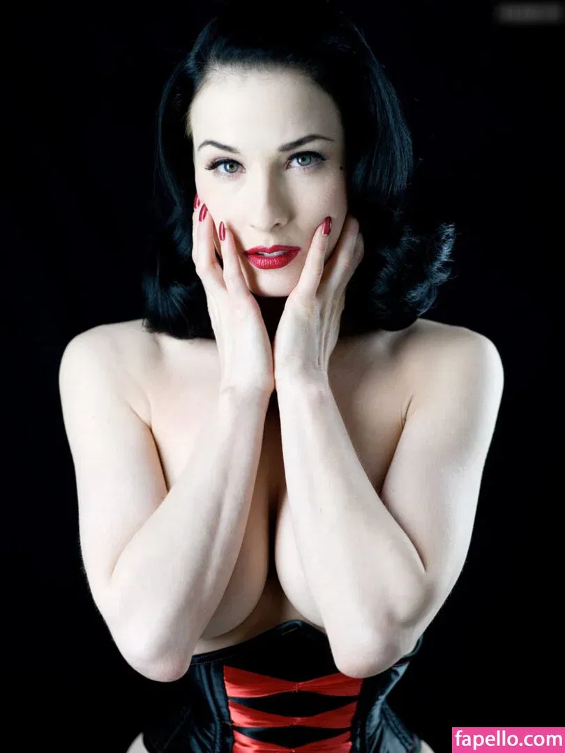 Dita Von Teese / Ditavonteese Onlyfans Photo Gallery 