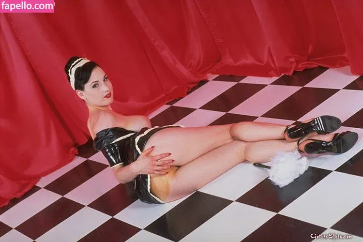 Dita Von Teese / Ditavonteese Onlyfans Photo Gallery 