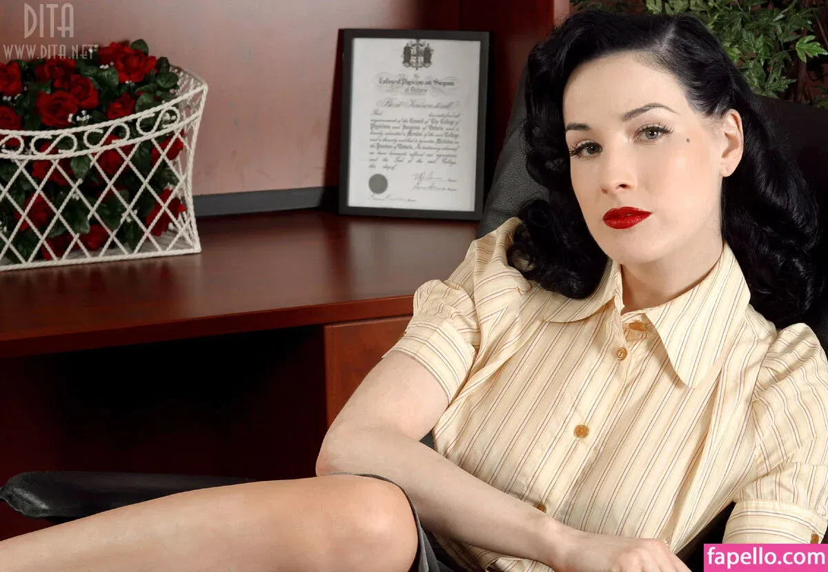 Dita Von Teese / Ditavonteese Onlyfans Photo Gallery 