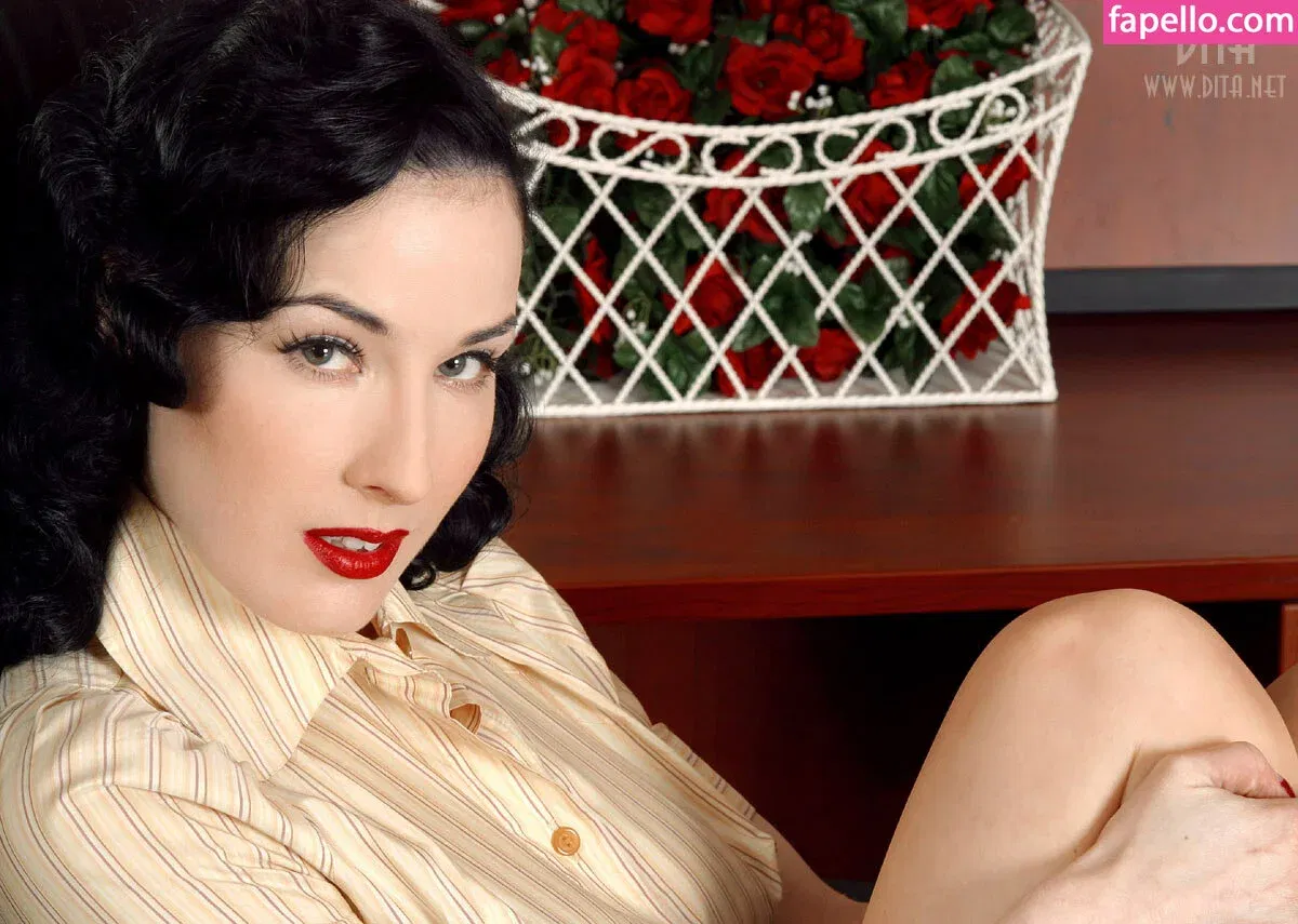 Dita Von Teese / Ditavonteese Onlyfans Photo Gallery 