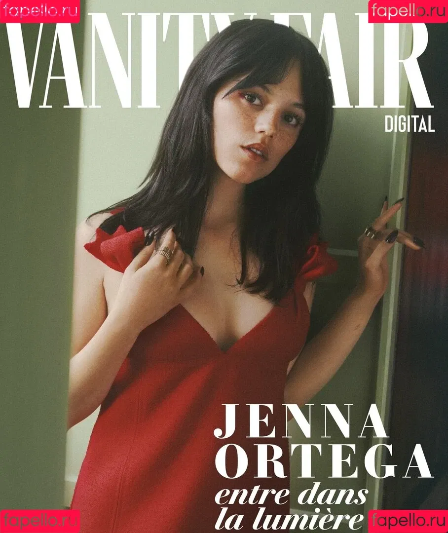 Jenna Ortega / Page / jennaortega Onlyfans Photo Gallery 