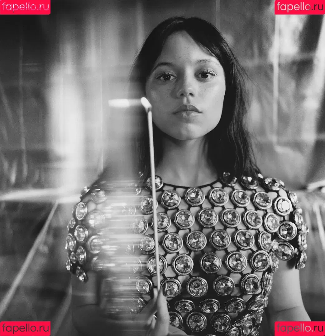 Jenna Ortega / Page / jennaortega Onlyfans Photo Gallery 