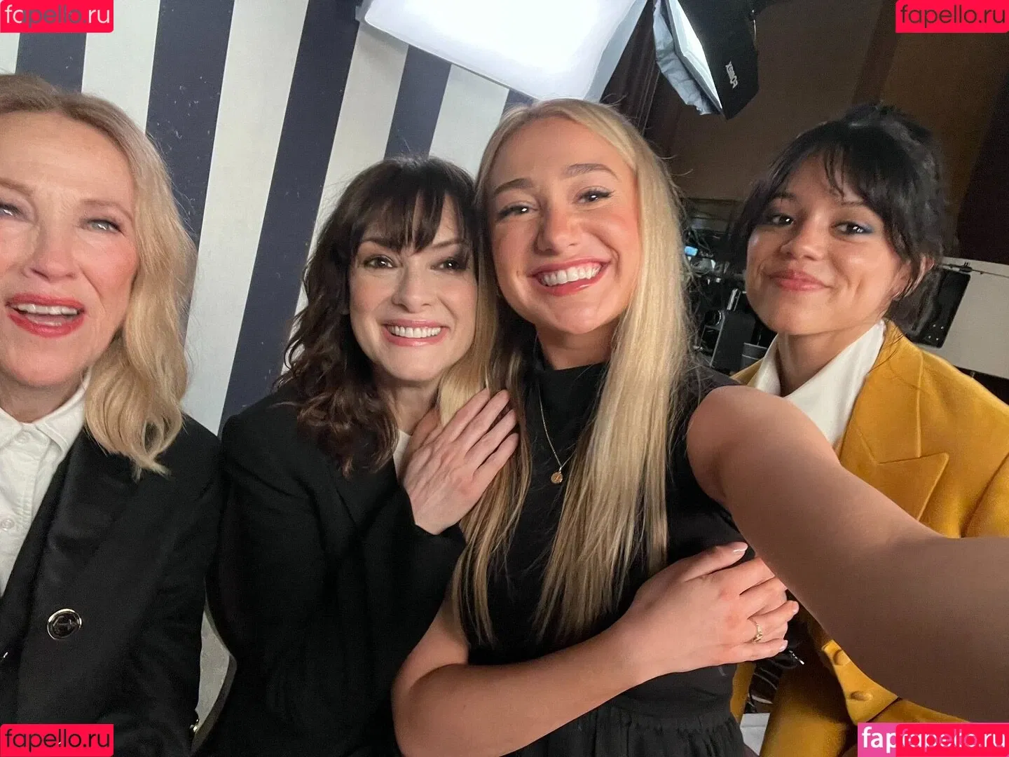 Jenna Ortega / Page / jennaortega Onlyfans Photo Gallery 