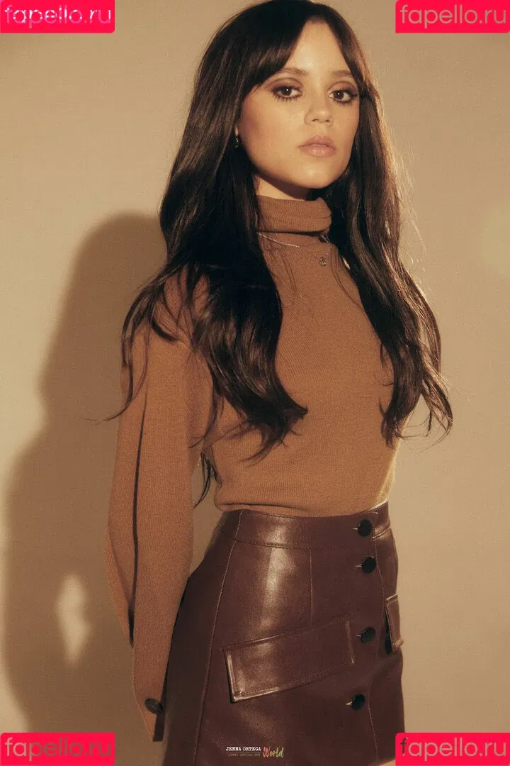 Jenna Ortega / Page / jennaortega Onlyfans Photo Gallery 