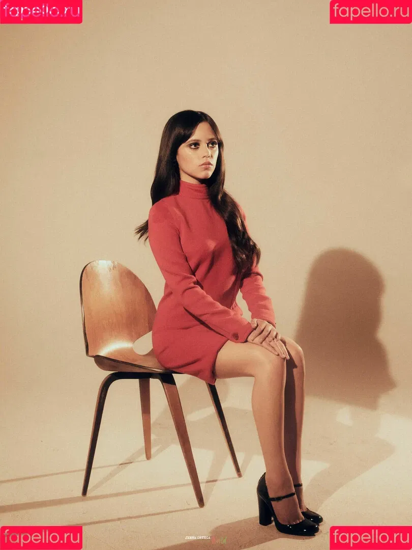 Jenna Ortega / Page / jennaortega Onlyfans Photo Gallery 