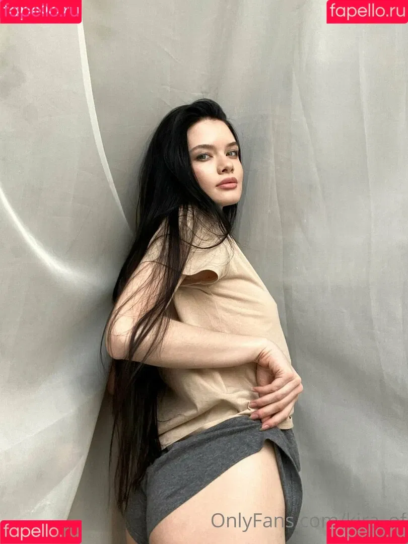 kira_kirinha18 / kira_of Onlyfans Photo Gallery 