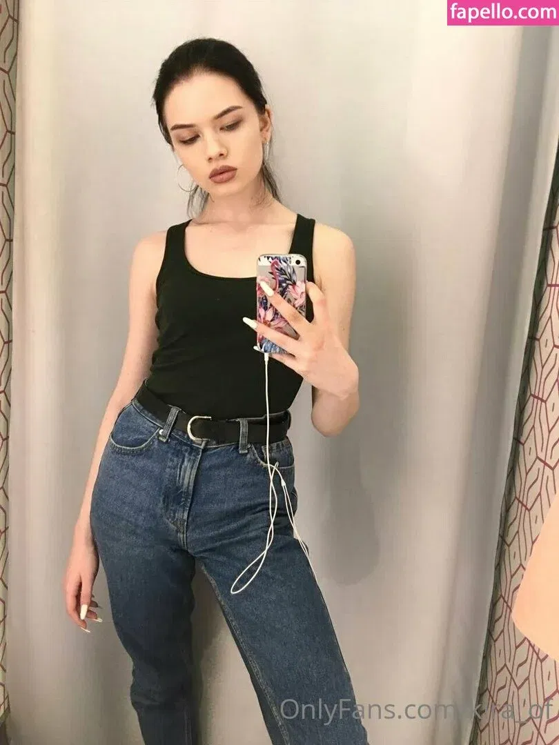 kira_kirinha18 / kira_of Onlyfans Photo Gallery 
