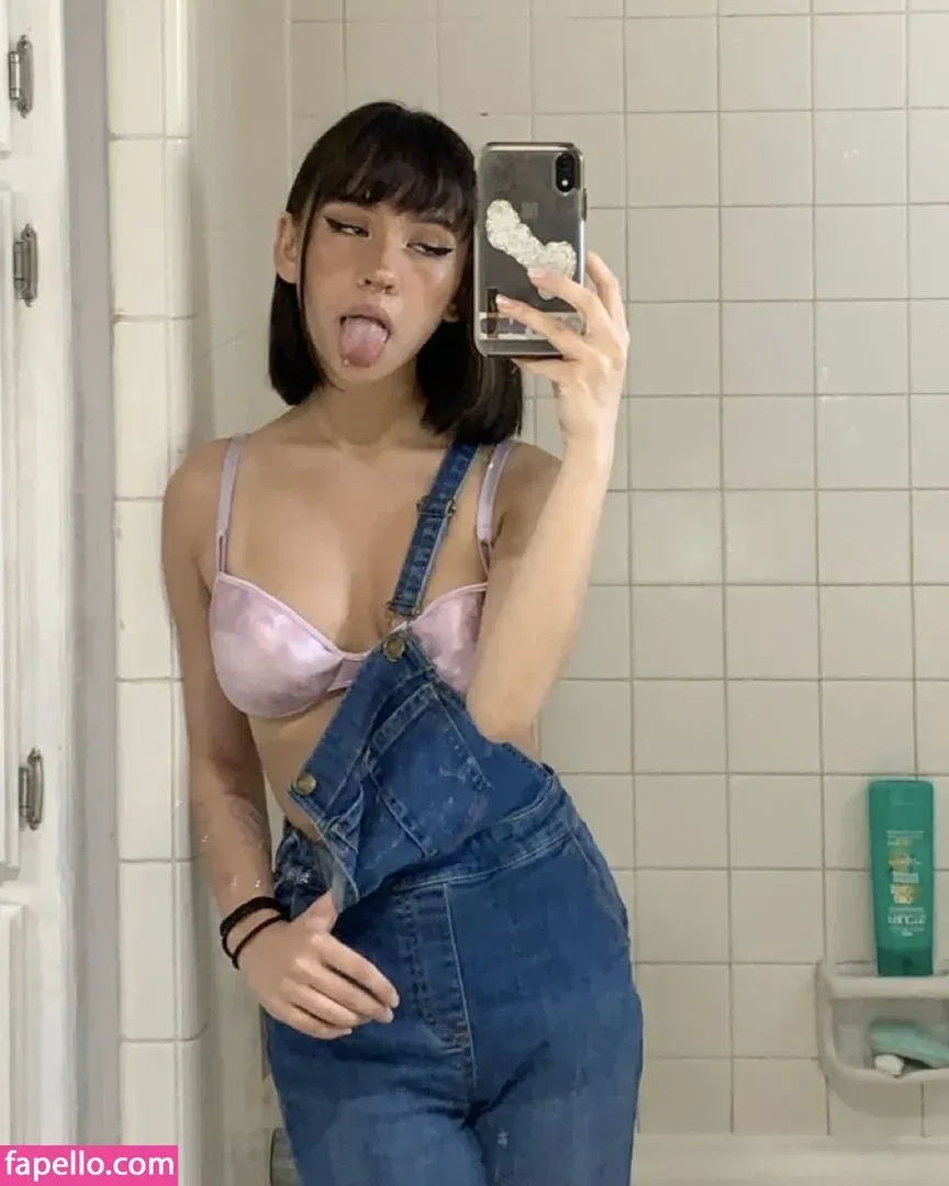 Eeziss / eeezisss Onlyfans Photo Gallery 