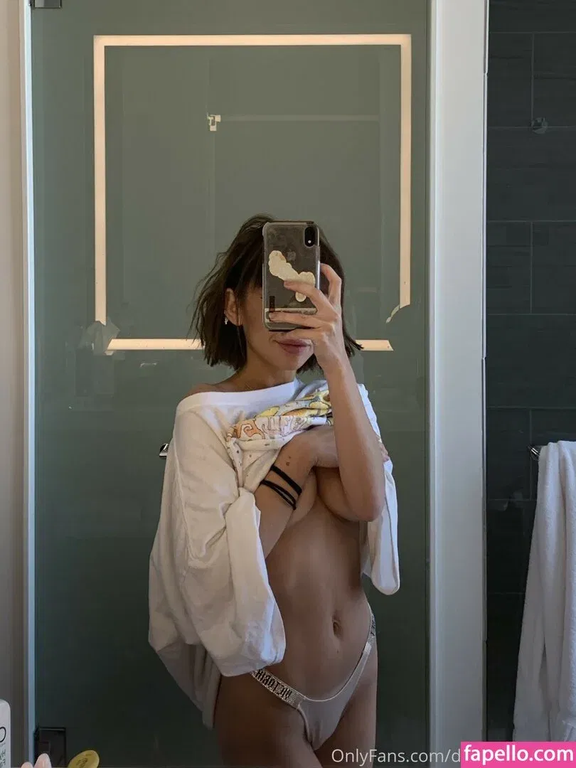 Eeziss / eeezisss Onlyfans Photo Gallery 