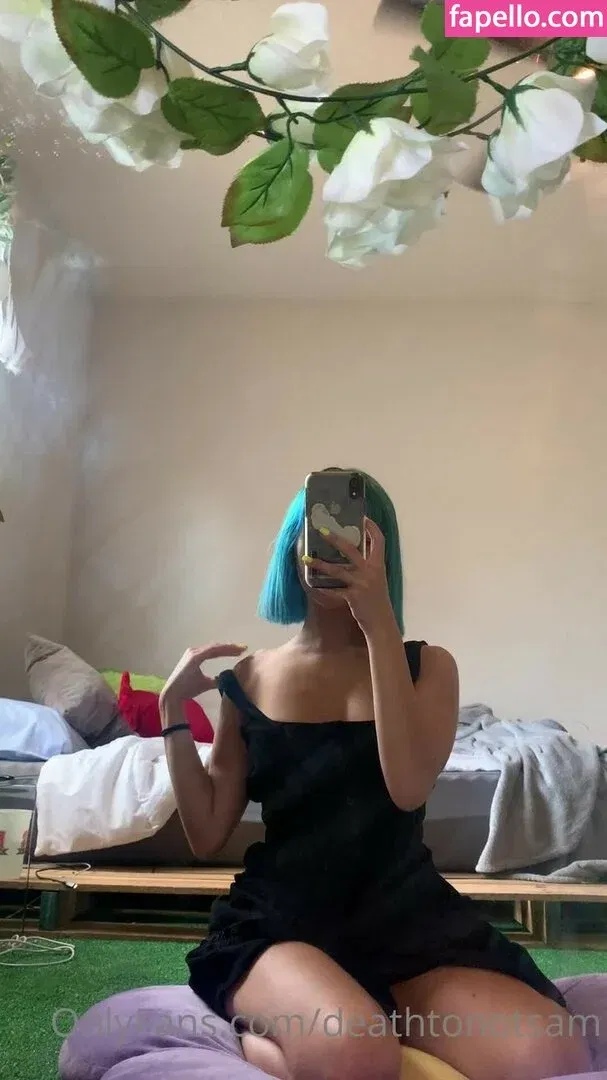 Eeziss / eeezisss Onlyfans Photo Gallery 