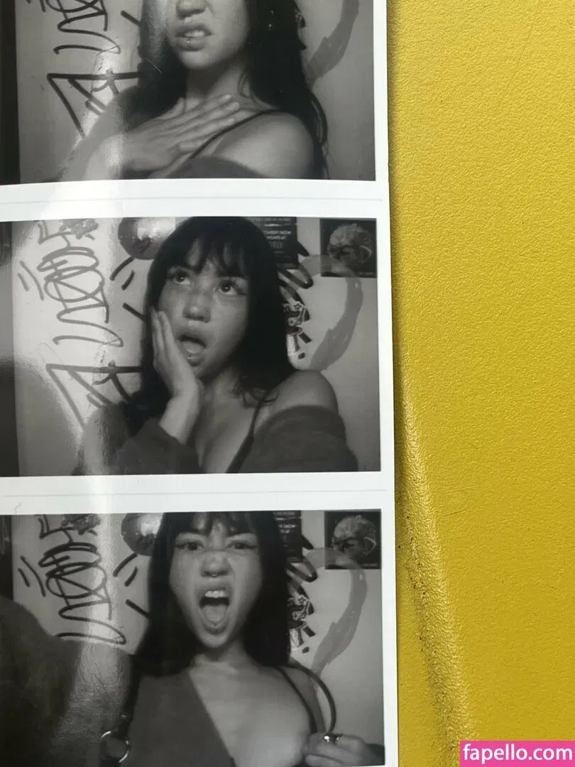 Eeziss / eeezisss Onlyfans Photo Gallery 