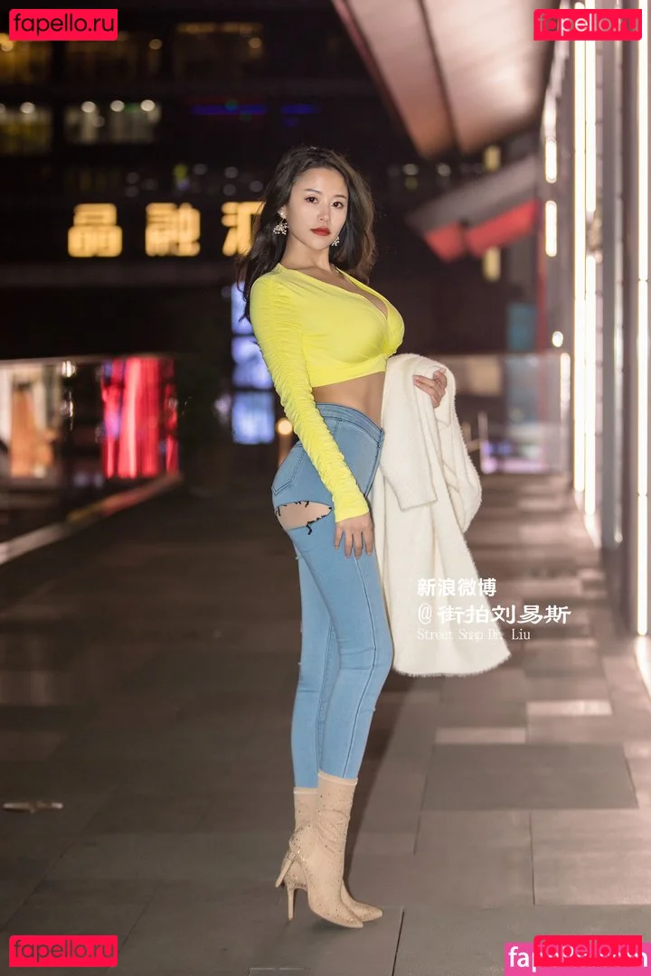 Eeziss / eeezisss Onlyfans Photo Gallery 