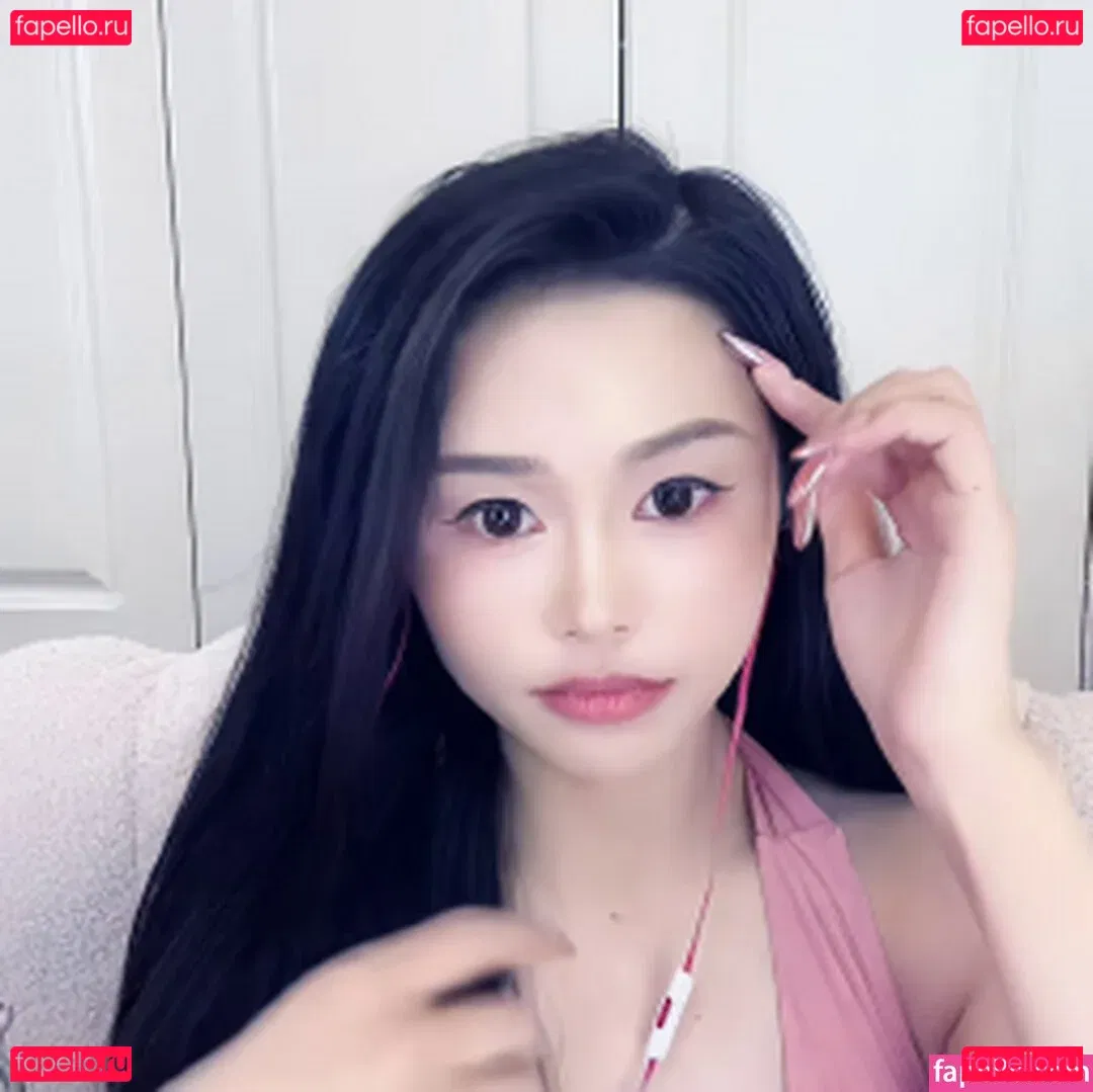 Eeziss / eeezisss Onlyfans Photo Gallery 