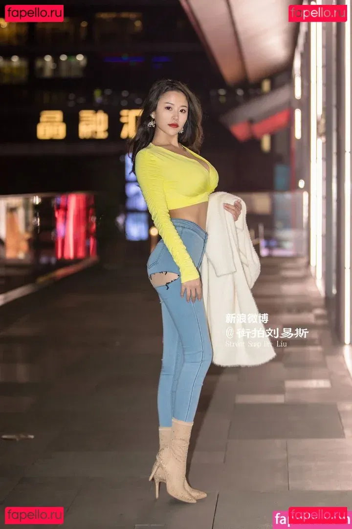 Eeziss / eeezisss Onlyfans Photo Gallery 