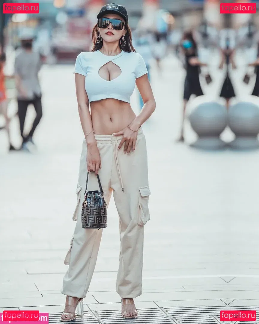 Eeziss / eeezisss Onlyfans Photo Gallery 