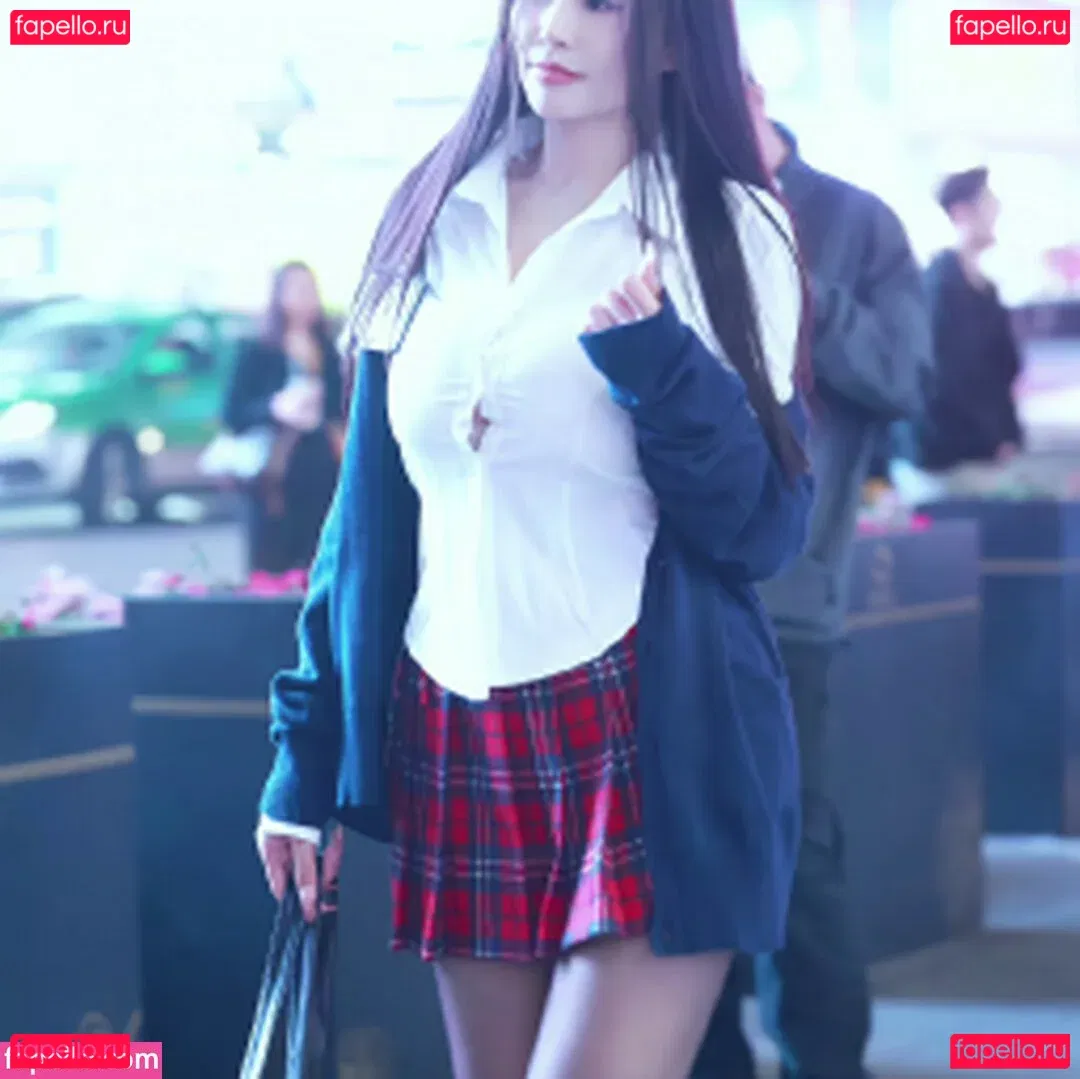 Eeziss / eeezisss Onlyfans Photo Gallery 