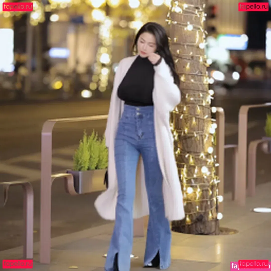 Eeziss / eeezisss Onlyfans Photo Gallery 