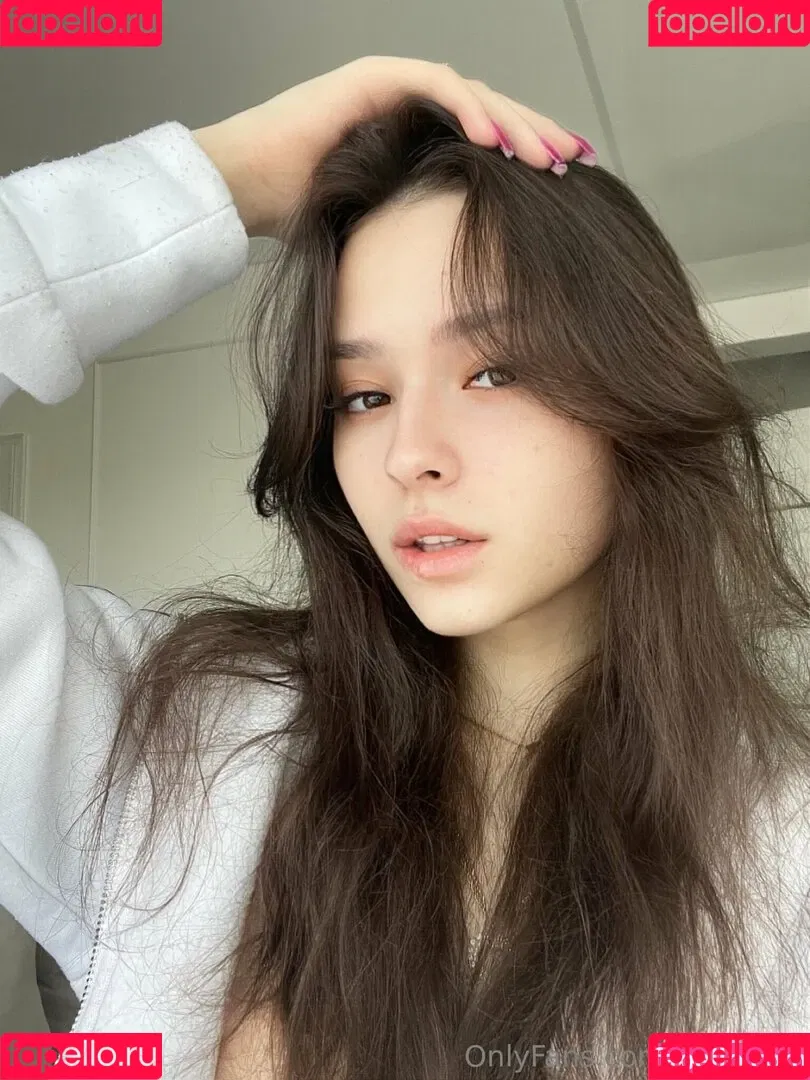 Julia Kiss / julia_kiss / juliakiss Onlyfans Photo Gallery 