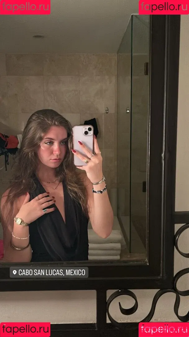 Ella Rene / ella.rene / ellaren.model / ellarene Onlyfans Photo Gallery 