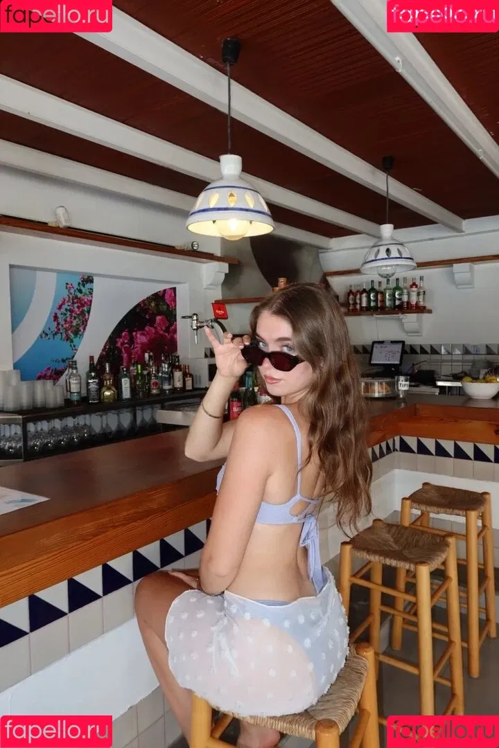 Ella Rene / ella.rene / ellaren.model / ellarene Onlyfans Photo Gallery 