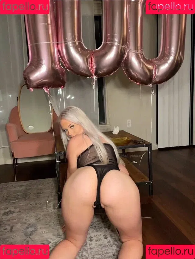 alyssa / lysssavage / milano_alyssa / potionghoul Onlyfans Photo Gallery 