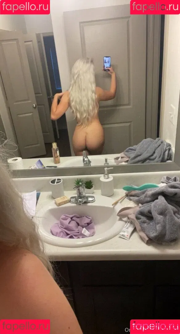 alyssa / lysssavage / milano_alyssa / potionghoul Onlyfans Photo Gallery 