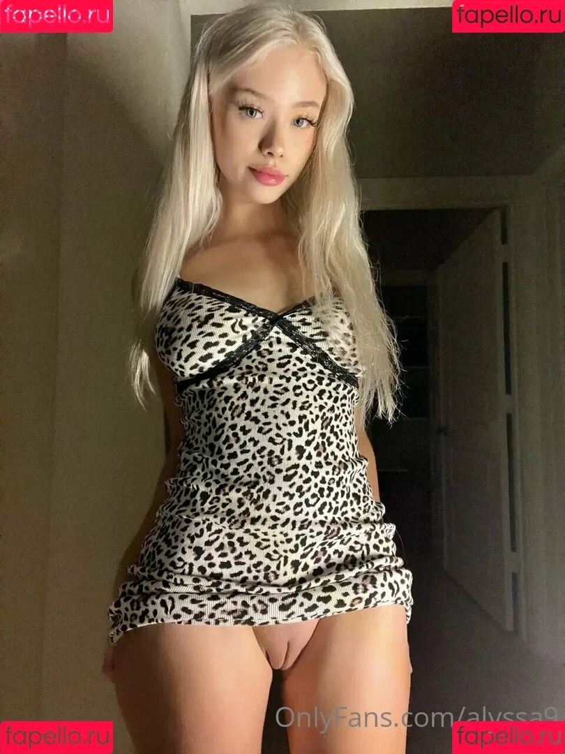 alyssa / lysssavage / milano_alyssa / potionghoul Onlyfans Photo Gallery 