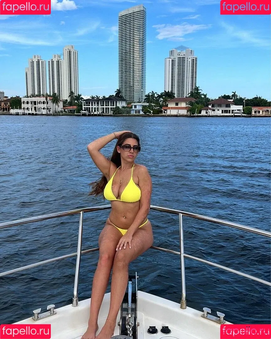 alyssa / lysssavage / milano_alyssa / potionghoul Onlyfans Photo Gallery 