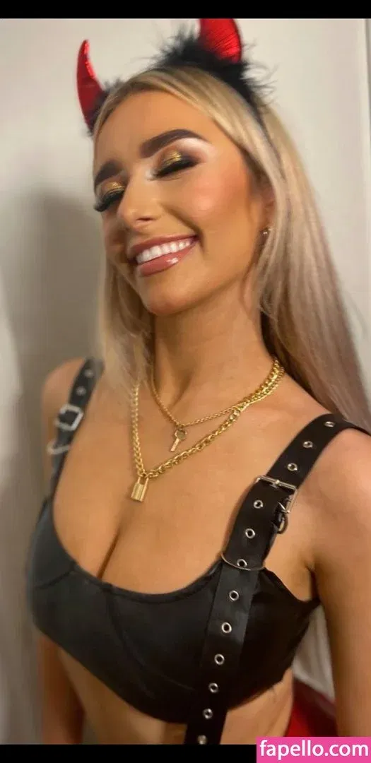 Erin Lally / erin.lally / erinlally8 Onlyfans Photo Gallery 