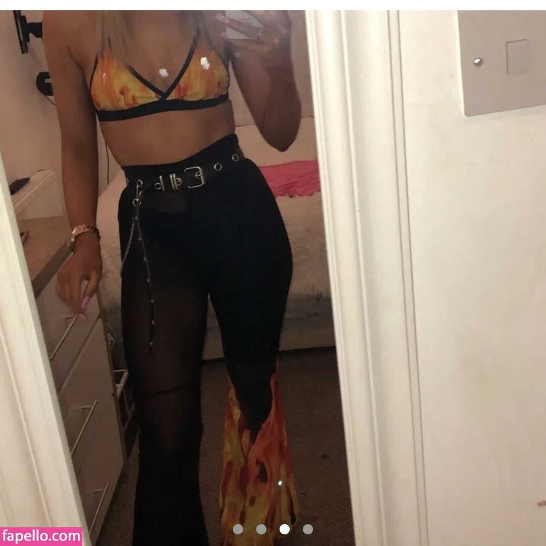 Erin Lally / erin.lally / erinlally8 Onlyfans Photo Gallery 