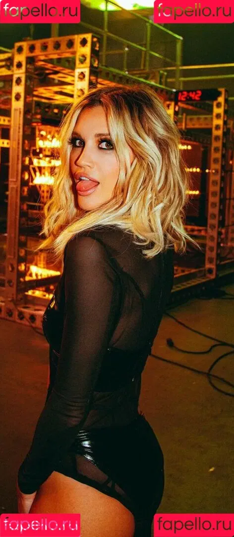 Ashley Roberts / Pussycat Doll / iamashleyroberts / inkedashleyroberts Onlyfans Photo Gallery 