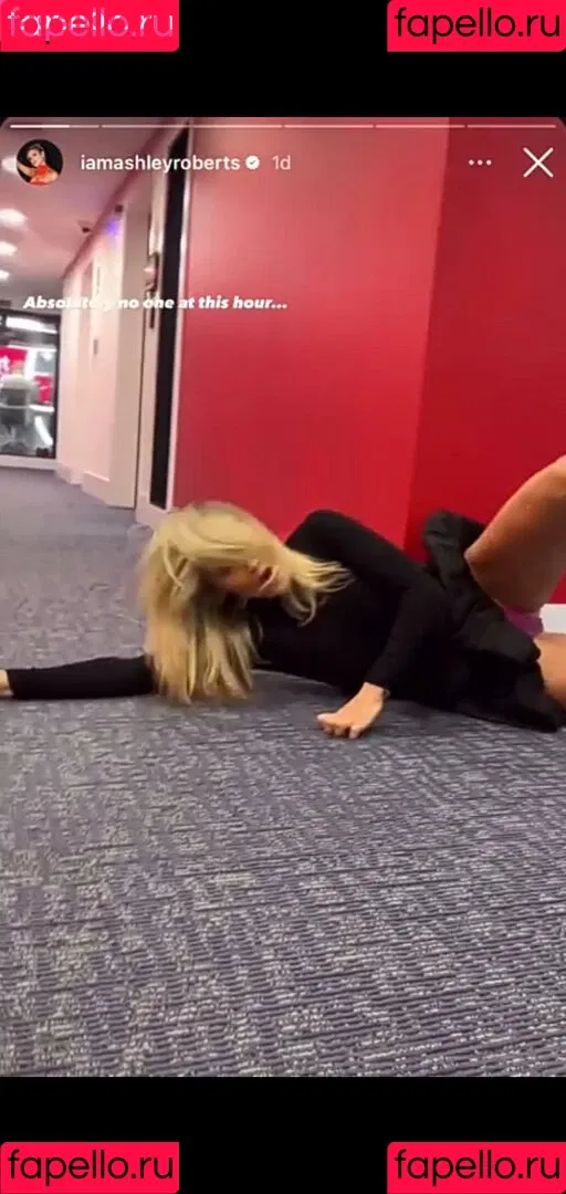 Ashley Roberts / Pussycat Doll / iamashleyroberts / inkedashleyroberts Onlyfans Photo Gallery 
