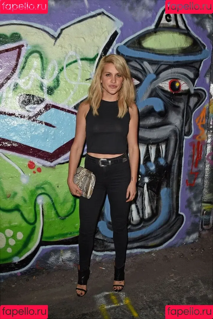 Ashley Roberts / Pussycat Doll / iamashleyroberts / inkedashleyroberts Onlyfans Photo Gallery 