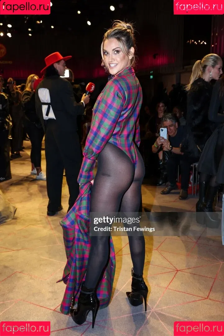 Ashley Roberts / Pussycat Doll / iamashleyroberts / inkedashleyroberts Onlyfans Photo Gallery 