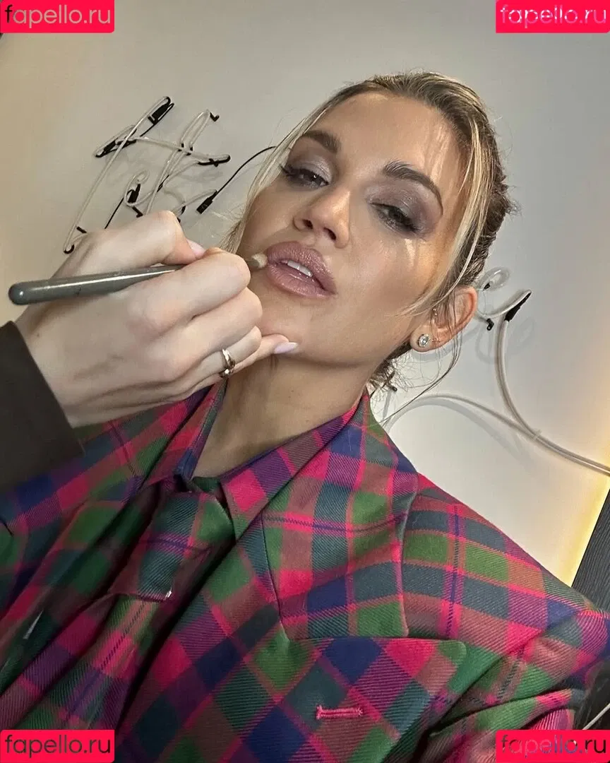 Ashley Roberts / Pussycat Doll / iamashleyroberts / inkedashleyroberts Onlyfans Photo Gallery 