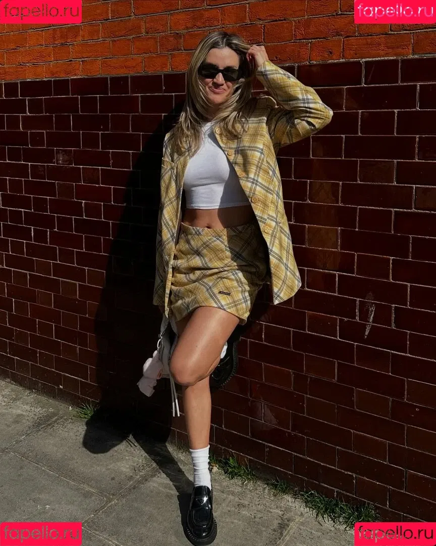 Ashley Roberts / Pussycat Doll / iamashleyroberts / inkedashleyroberts Onlyfans Photo Gallery 