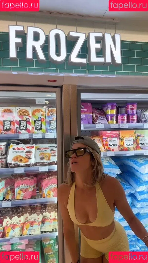 Ashley Roberts / Pussycat Doll / iamashleyroberts / inkedashleyroberts Onlyfans Photo Gallery 