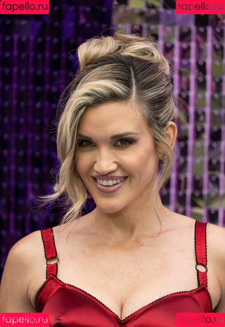 Ashley Roberts / Pussycat Doll / iamashleyroberts / inkedashleyroberts Onlyfans Photo Gallery 