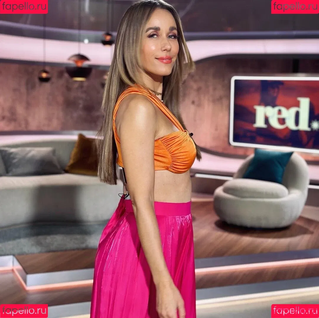 Annemarie Carpendale / Warnkross / annemarie_carpendale / annie_carpendale Onlyfans Photo Gallery 