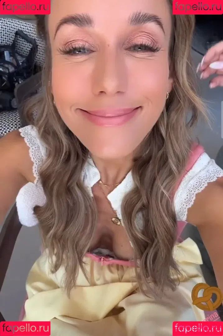 Annemarie Carpendale / Warnkross / annemarie_carpendale / annie_carpendale Onlyfans Photo Gallery 