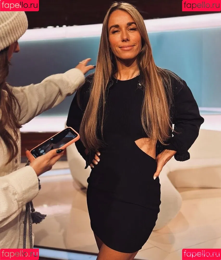 Annemarie Carpendale / Warnkross / annemarie_carpendale / annie_carpendale Onlyfans Photo Gallery 