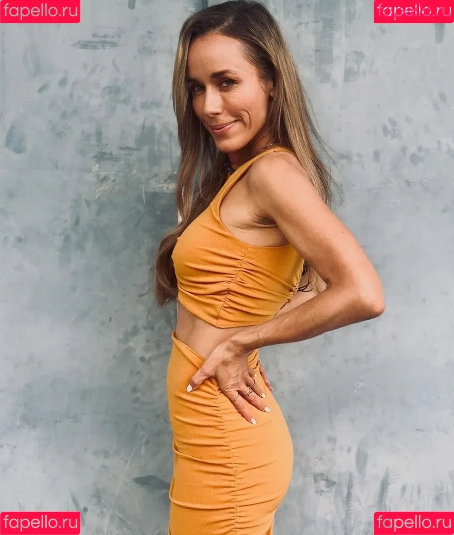 Annemarie Carpendale / Warnkross / annemarie_carpendale / annie_carpendale Onlyfans Photo Gallery 