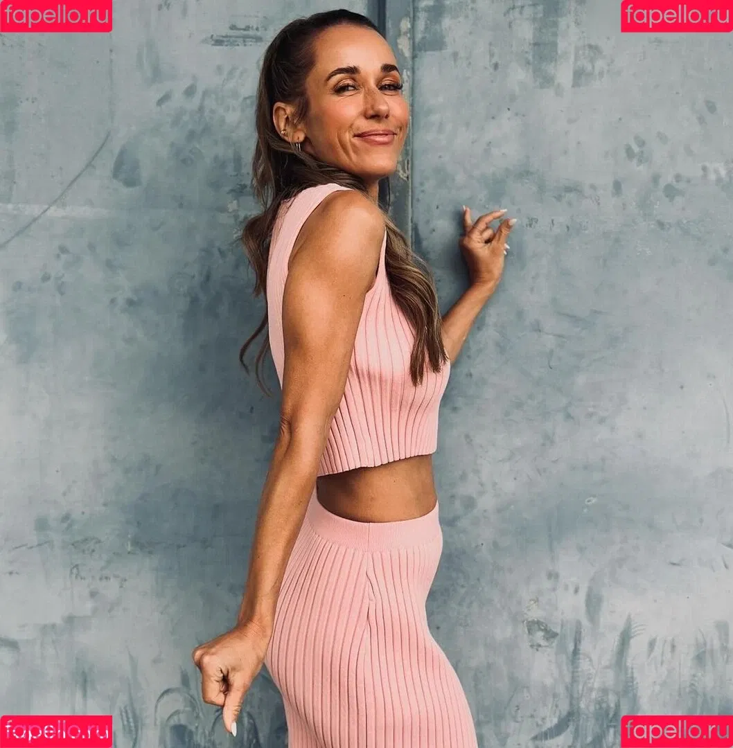 Annemarie Carpendale / Warnkross / annemarie_carpendale / annie_carpendale Onlyfans Photo Gallery 