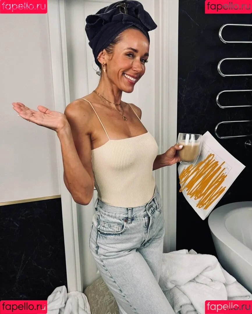 Annemarie Carpendale / Warnkross / annemarie_carpendale / annie_carpendale Onlyfans Photo Gallery 